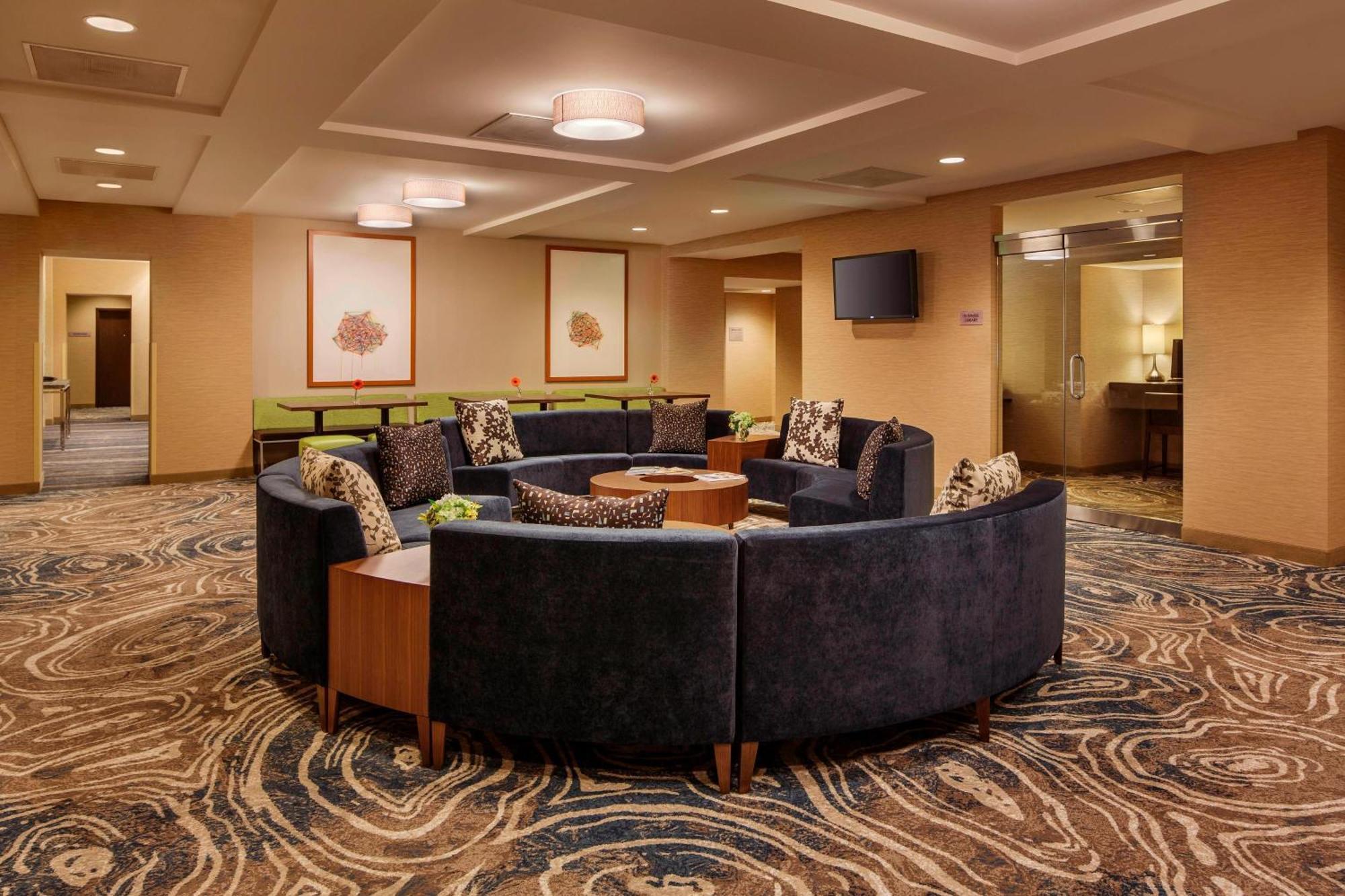 Courtyard By Marriott Portland City Center Bagian luar foto
