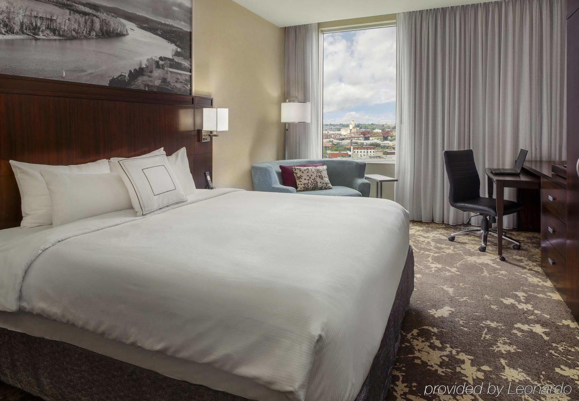Courtyard By Marriott Portland City Center Bagian luar foto